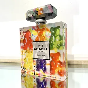 Chanel n°5 bottle, pop art gummy bears