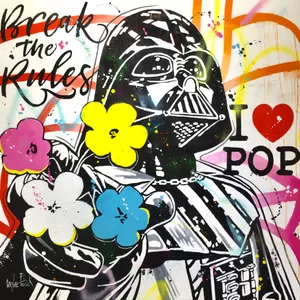 Dark Vador loves Andy Warhol's flowers