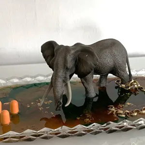 The chained Elephant